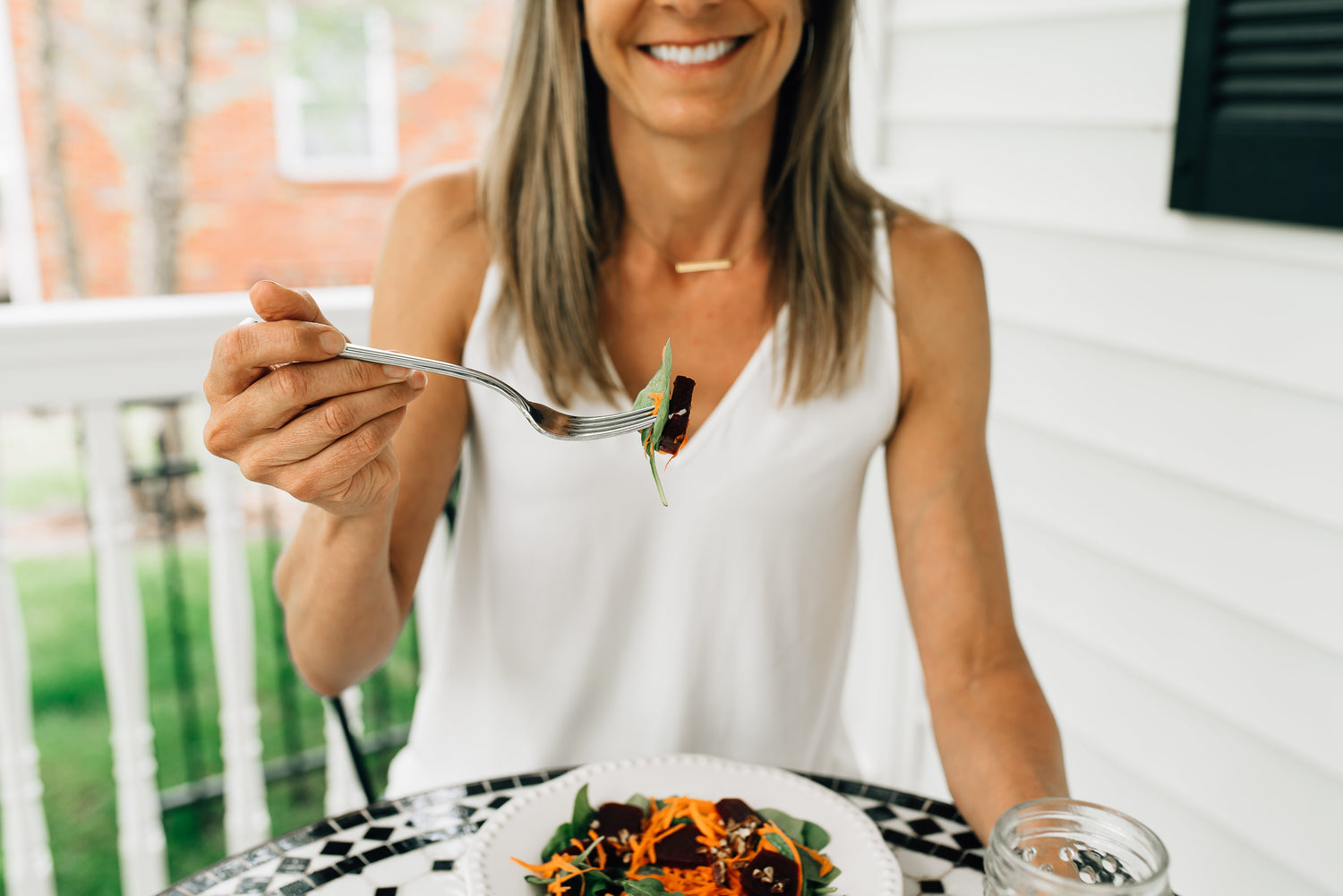 Daily Habits That Support Gut Health and Reduce Bloating